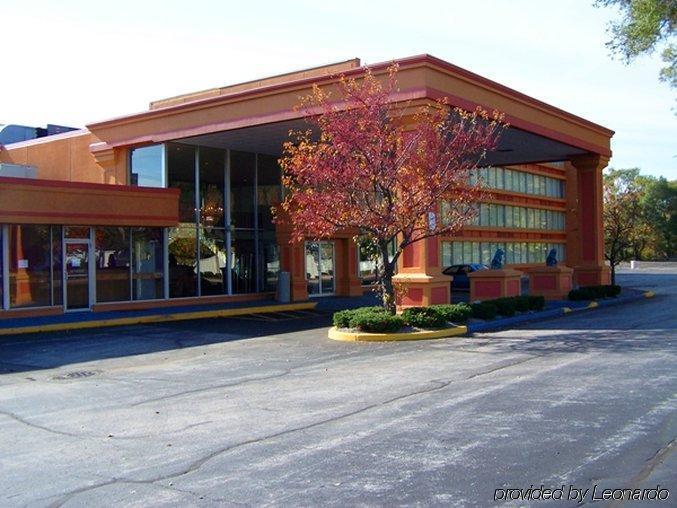 A Victory Inn & Suites - Muskegon Extérieur photo