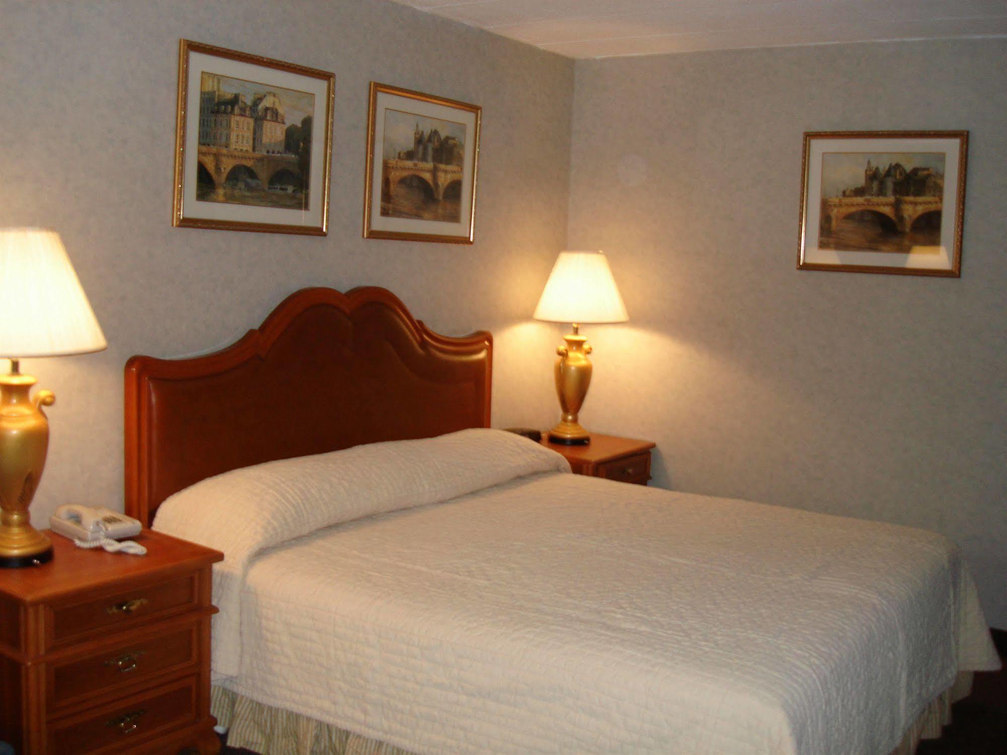 A Victory Inn & Suites - Muskegon Chambre photo